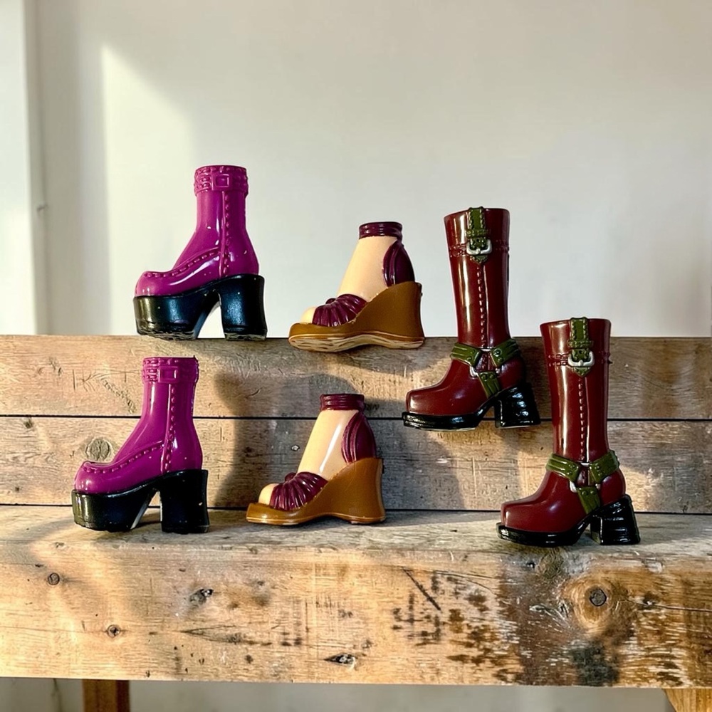 5 pair of My Scene doll boots